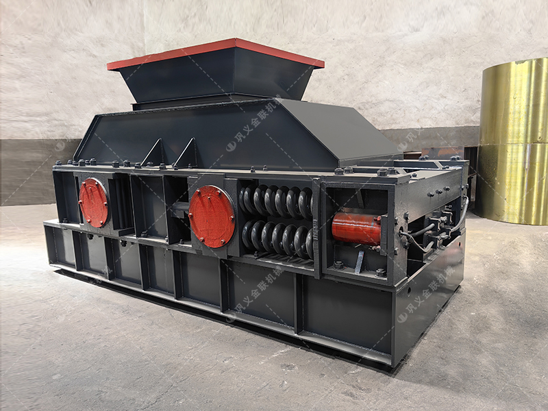 解決對(duì)輥破碎機(jī)運(yùn)轉(zhuǎn)過(guò)程中軸承溫度過(guò)高的方法 解決對(duì)輥破碎機(jī)運(yùn)轉(zhuǎn)過(guò)程中軸承溫度過(guò)高的方法