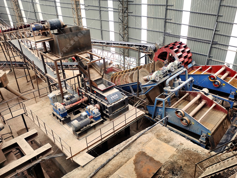 如何選擇適合您的液壓對(duì)輥制砂機(jī)？購(gòu)買(mǎi)指南來(lái)了！